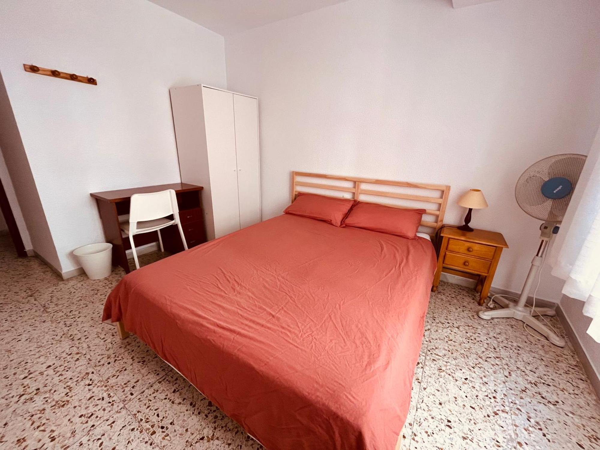 Uroczy Apartament Przy Playa De Los Locos 托雷维耶哈 外观 照片